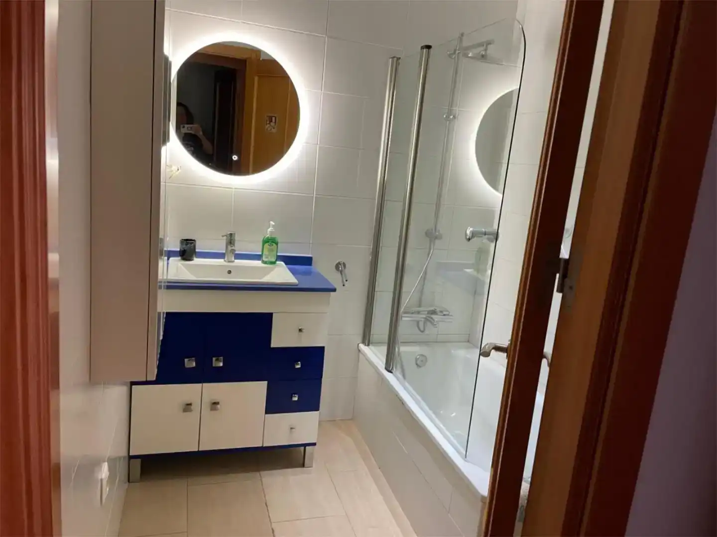 Baño de Piso en venta en Alanís con Aire acondicionado, Amueblado y Balcón