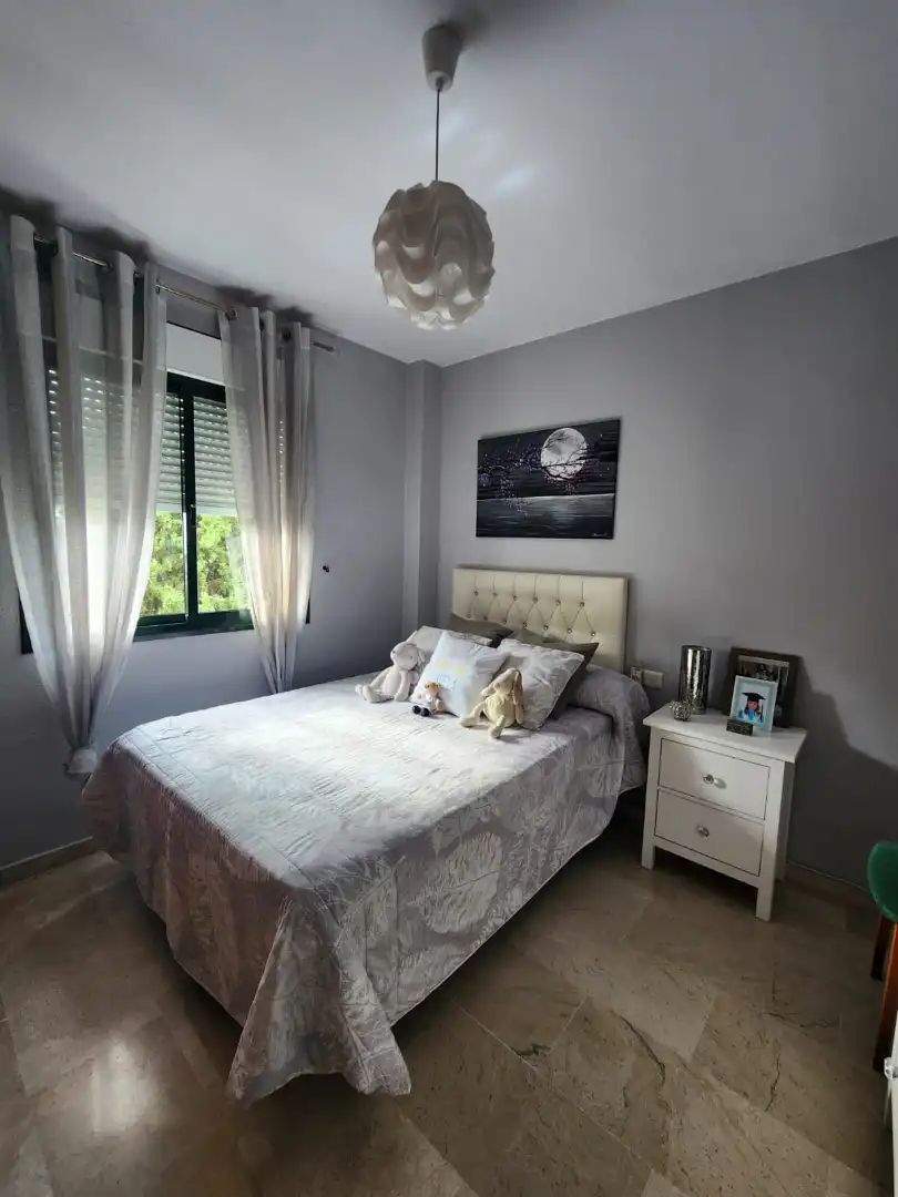 Bedroom of Flat for sale in Marbella  with Terrace, Oven and Microwave