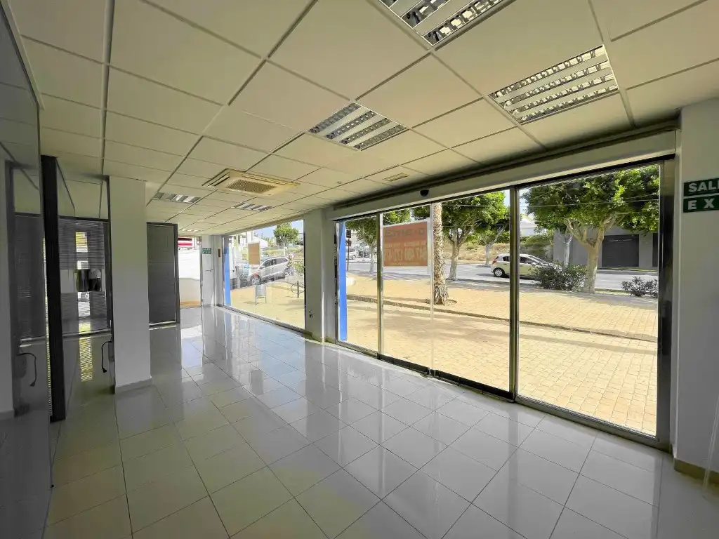 Local comercial de lloguer a Vera Ciudad, imagen 7
