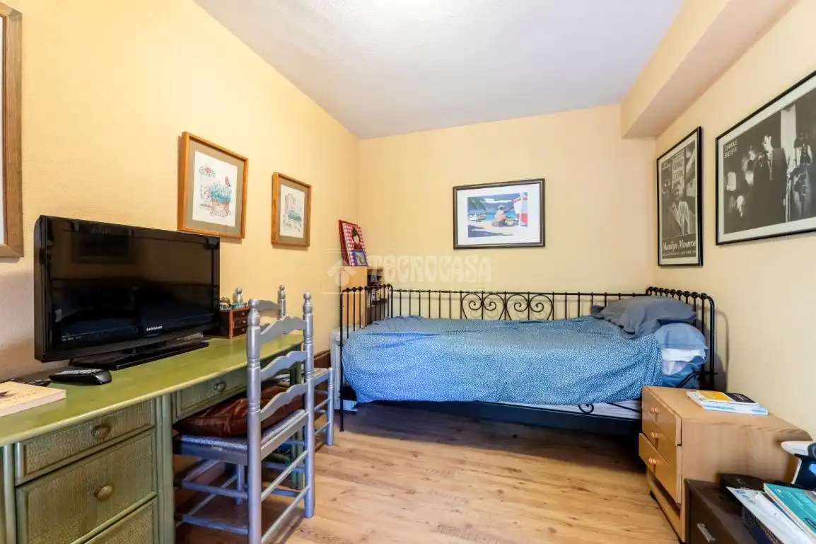 Habitación de Casa adosada en venta en Las Rozas de Madrid con Aire acondicionado, Calefacción y Terraza