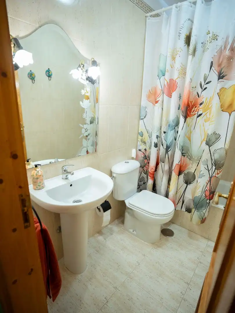 Bathroom of Detached homes for sale in San Cristóbal de la Laguna  with Parquet flooring, Terrace and Furnished
