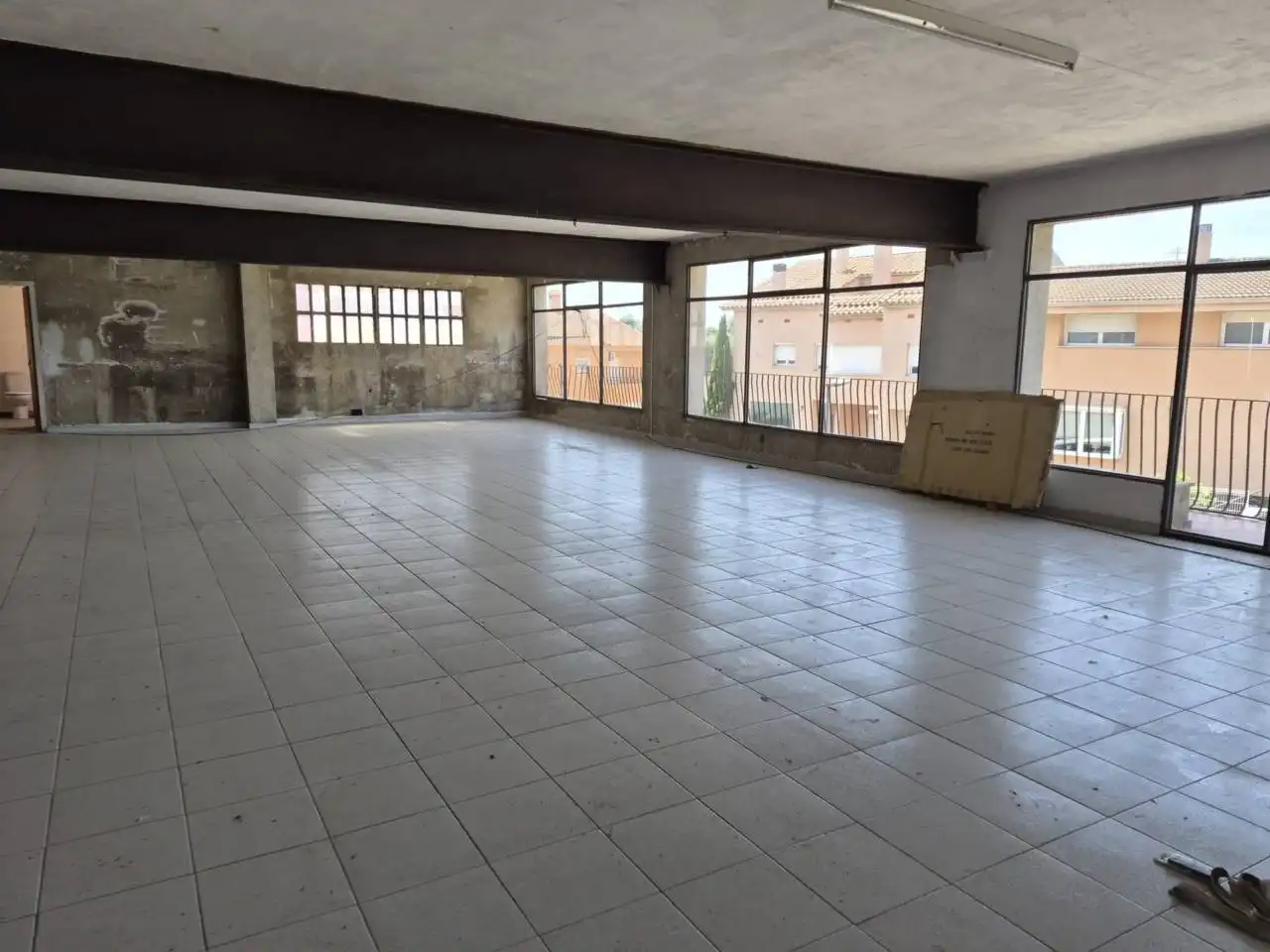 Nave industrial de alquiler en Vilafant