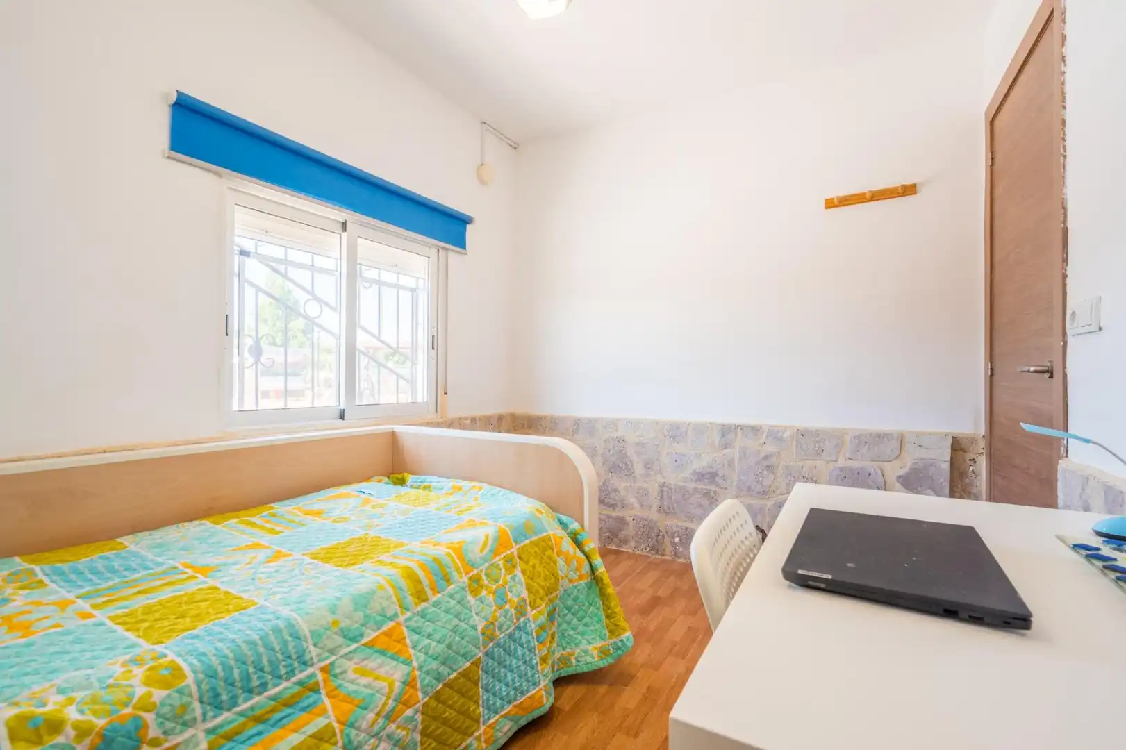 Habitación de Casa o chalet en venta en Benaguasil con Aire acondicionado, Calefacción y Jardín privado