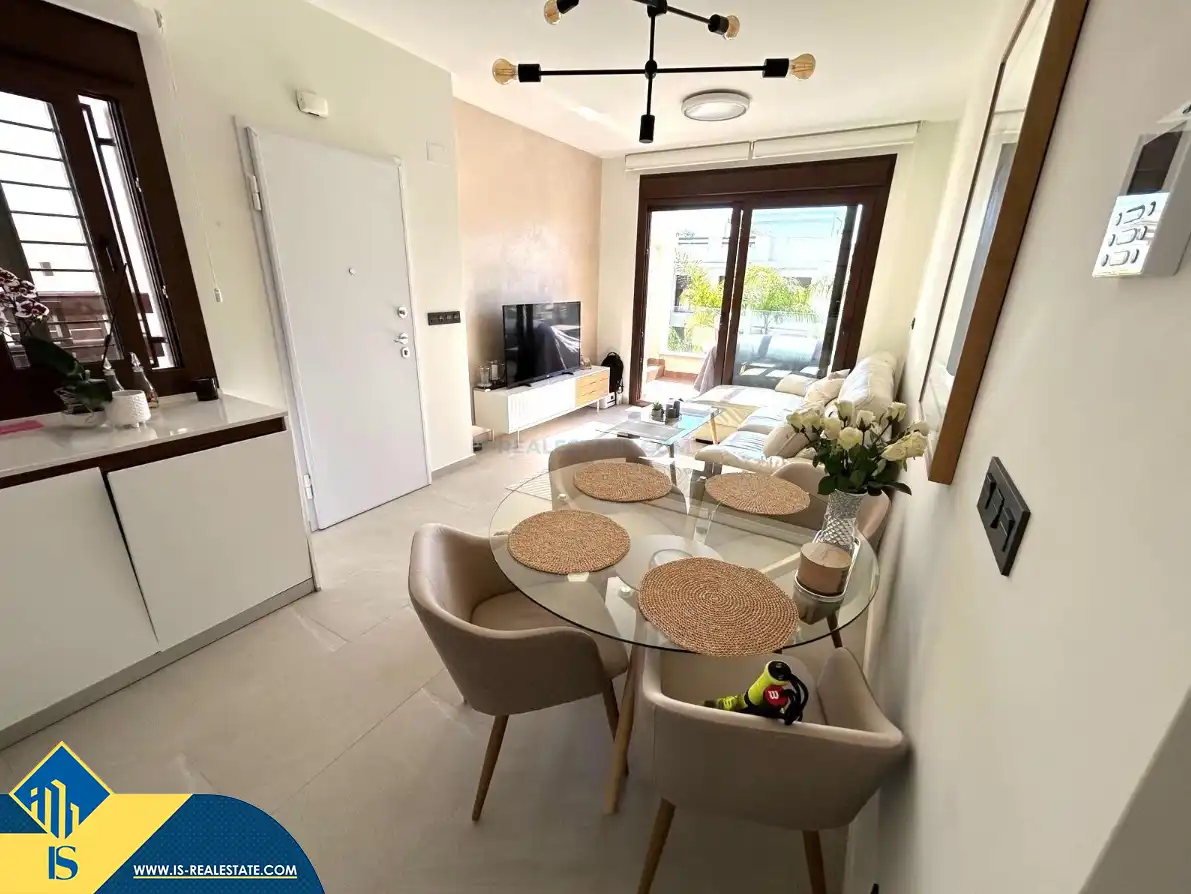 Bungalow con piscina en venta en Los Balcones - Los Altos, imagen 24