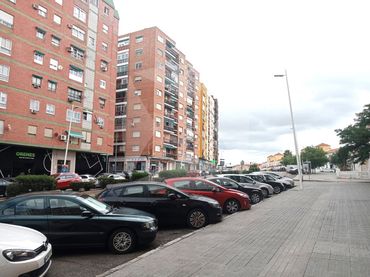 Local comercial en venda a Avenida Juan Sebastian Elcano