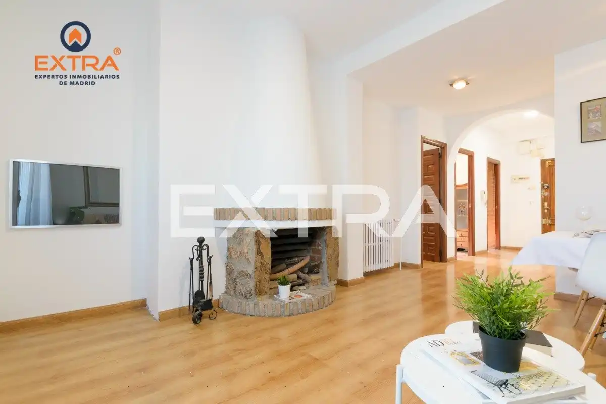 Attic for sale in Avenida Ciudad de Barcelona, Adelfas
