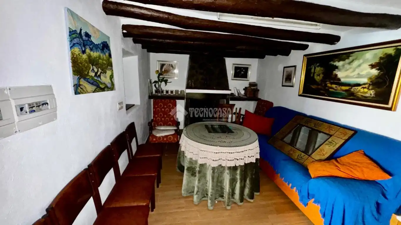 Casa aparellada en venda a Moclín, imagen 2