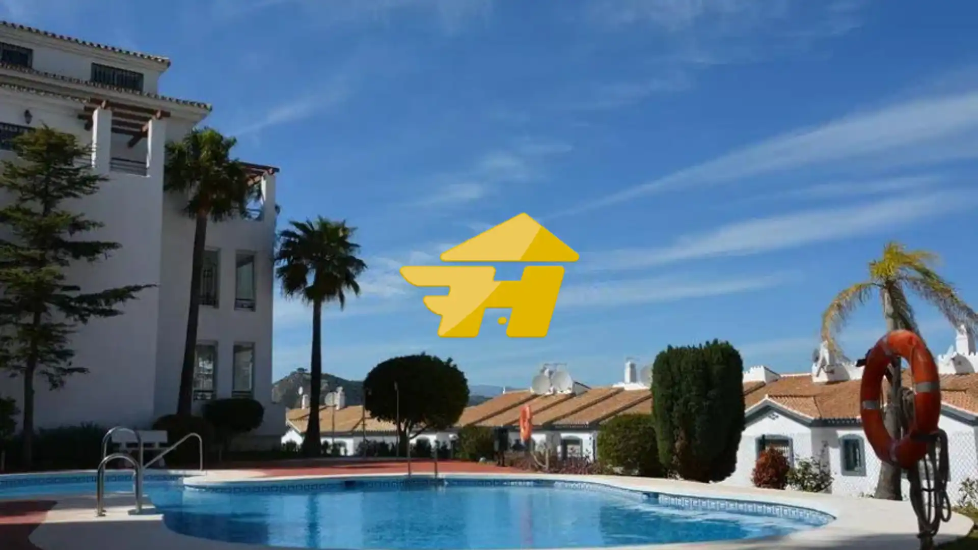 Vista exterior de Piso de alquiler en Alhaurín El Grande con Aire acondicionado, Jardín privado y Trastero