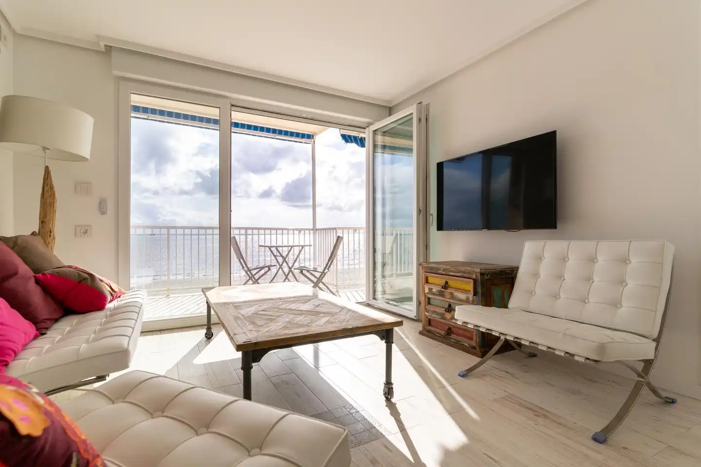 Wohnzimmer von Wohnung zum Verkauf in Santa Pola mit Klimaanlage, Heizung und Terrasse