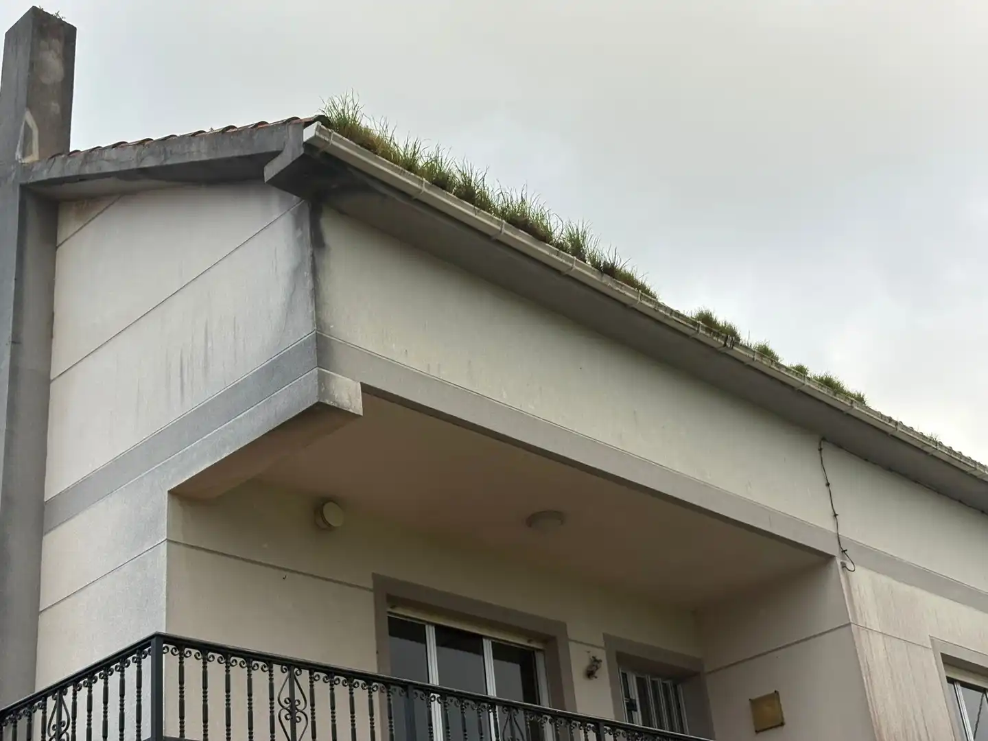 Vista exterior de Casa o xalet en venda en Cabana de Bergantiños amb Balcó
