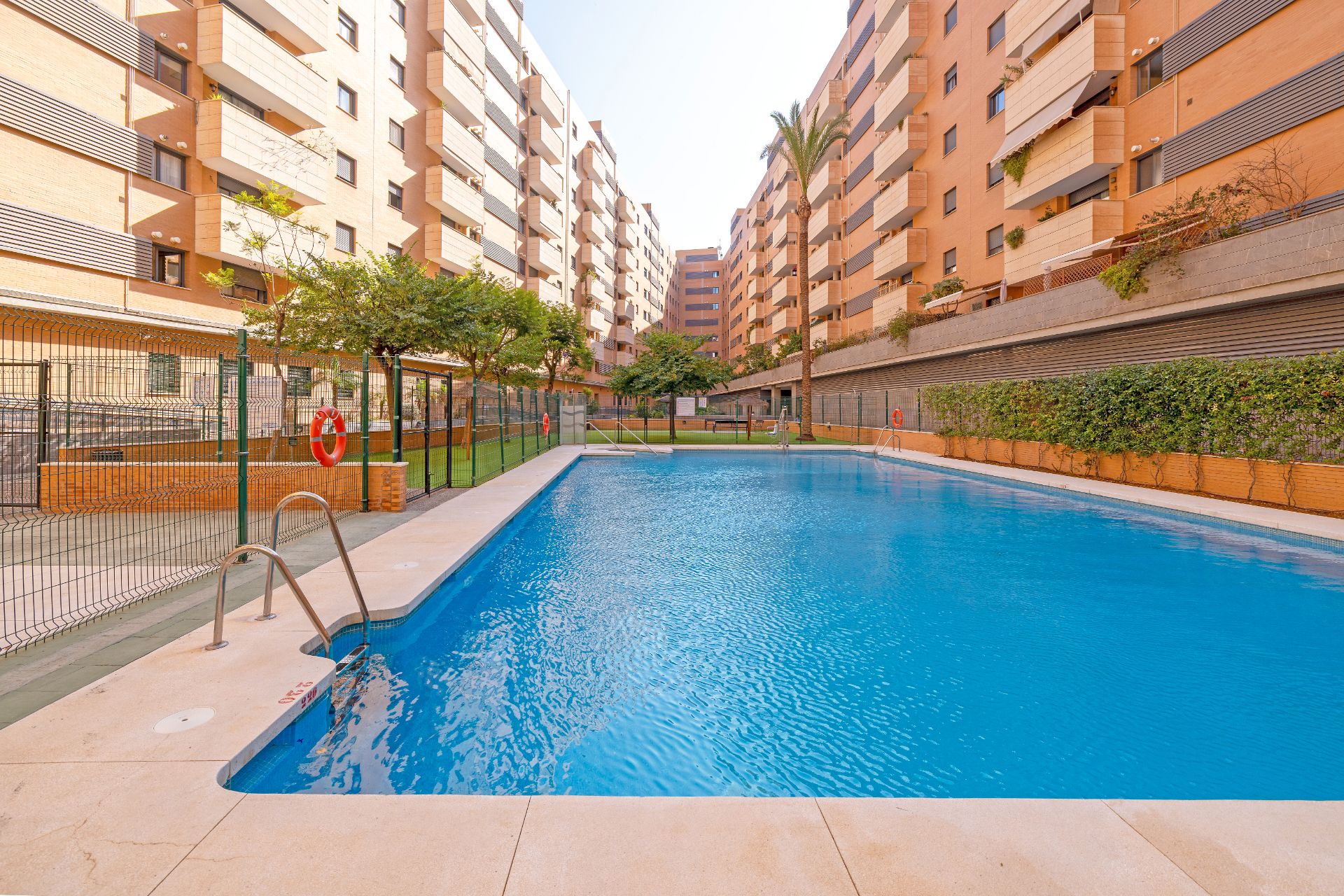 Piscina de Pis en venda en Málaga Capital amb Aire condicionat, Calefacció i Terrassa
