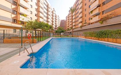 Piscina de Pis en venda en Málaga Capital amb Aire condicionat, Calefacció i Terrassa