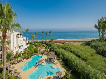 Ático con ascensor en venta en Estepona Pueblo