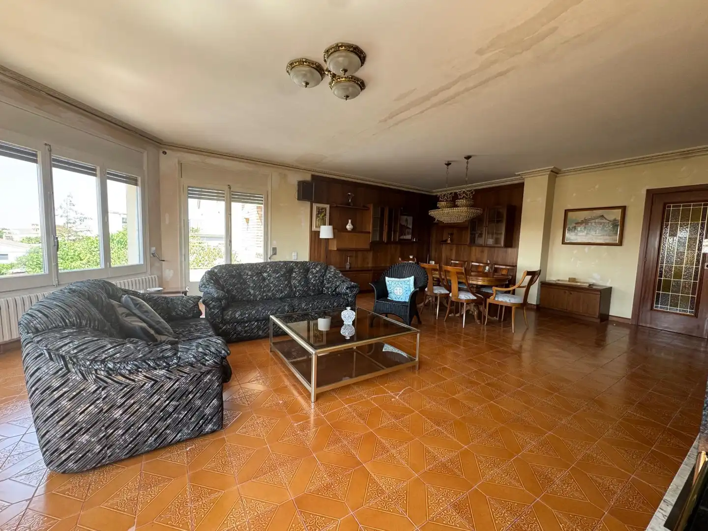 Sala d'estar de Casa o xalet en venda en Cervera amb Calefacció, Jardí privat i Terrassa