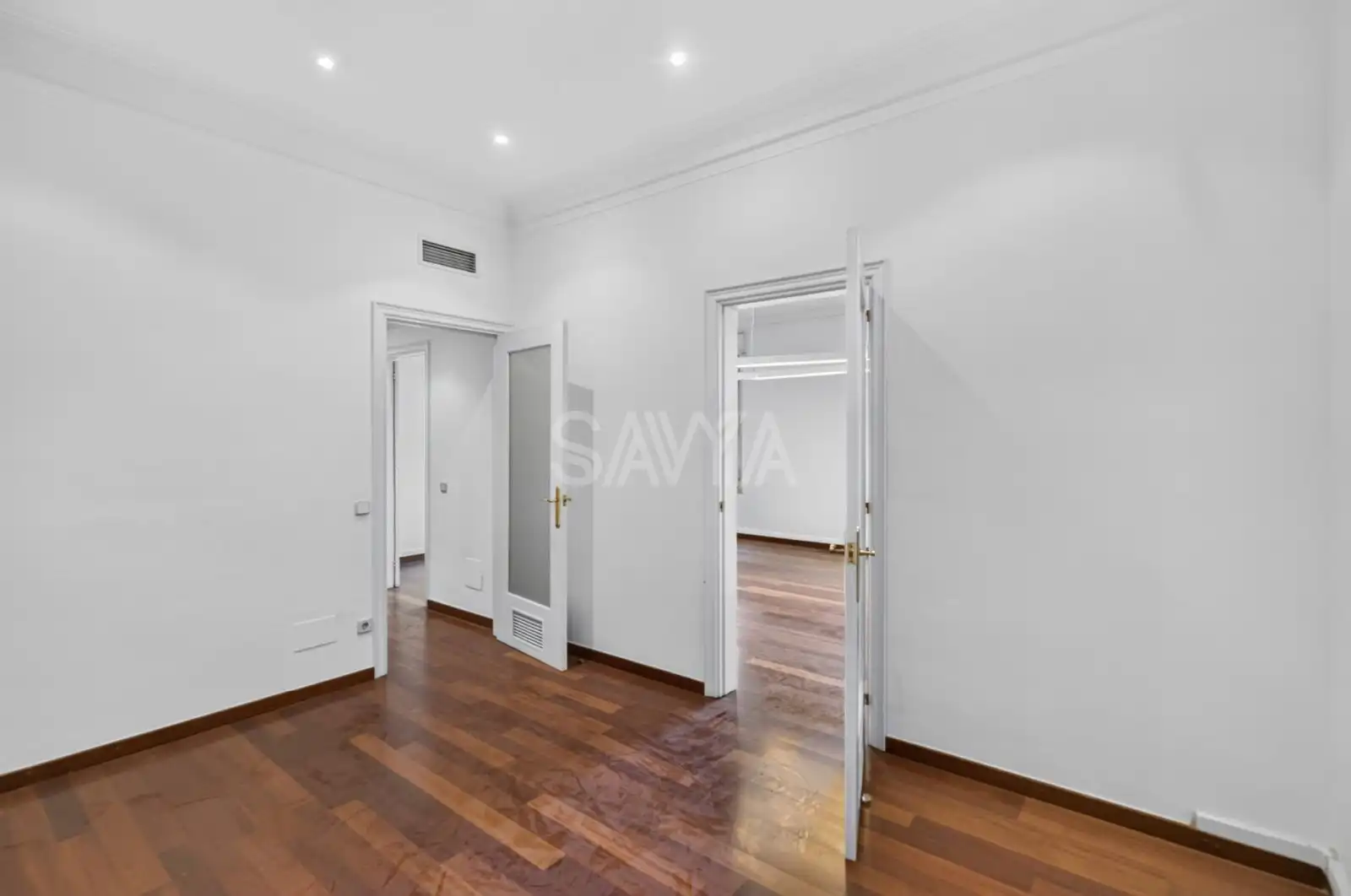 Habitación de Piso en venta en Barcelona con Calefacción y Trastero