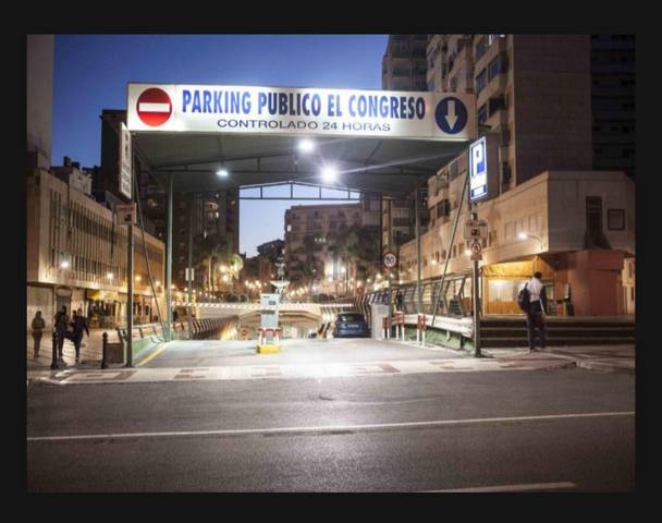 Garaje en Alquiler en Calle Hoyo, 18 en Manantiales - Estación de Autobuses