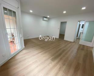 Bedroom of Flat for sale in Sant Cugat del Vallès  with Air Conditioner, Heating and Terrace