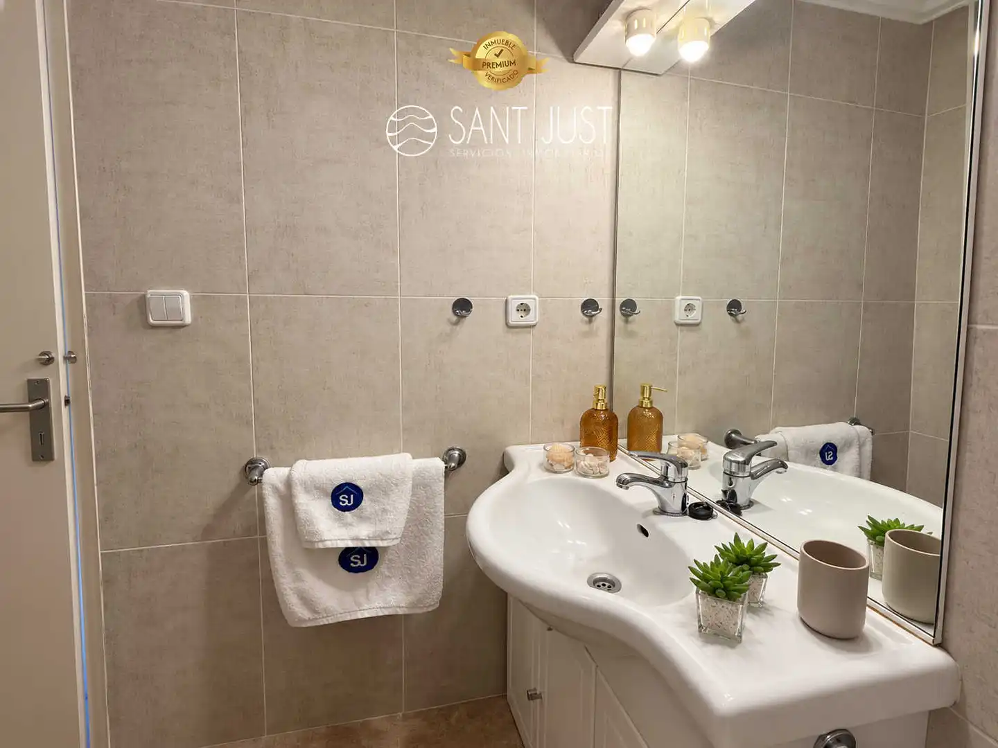 Apartment with pool for sale in Carrer de la Punta del Cavall 29, imagen 16