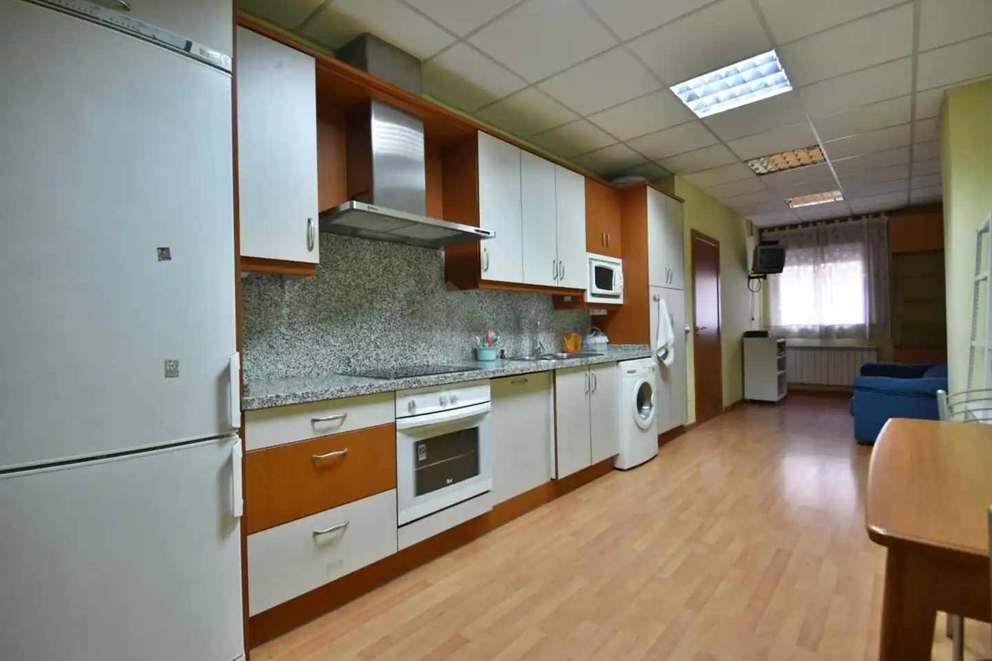 Cocina de Local de alquiler en Íscar con Aire acondicionado
