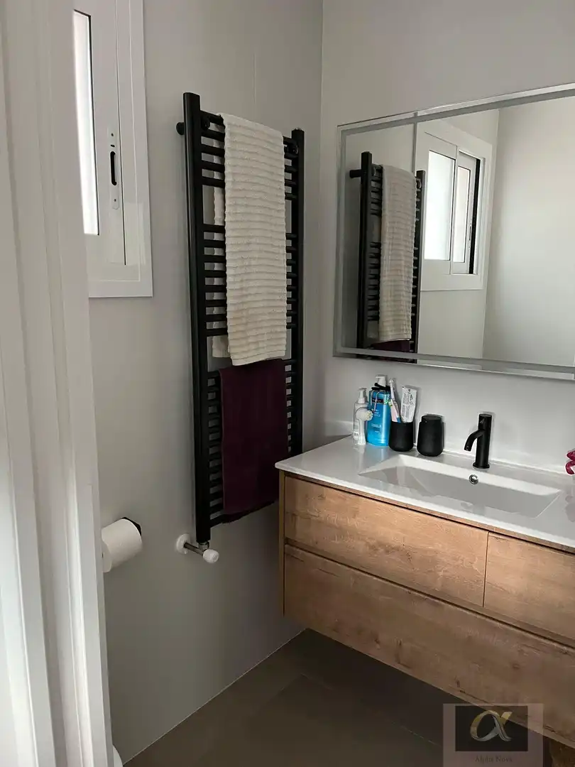 Bathroom of Houses for sale in Canyet - Pomar