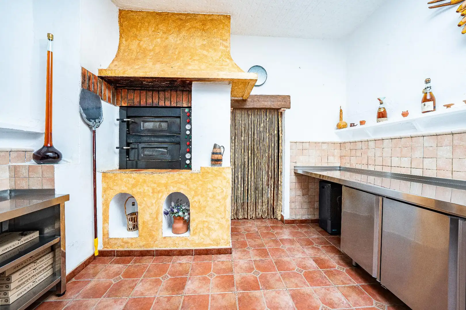 Kitchen of Commercial properties for sale in Villajoyosa / La Vila Joiosa  with Furnished