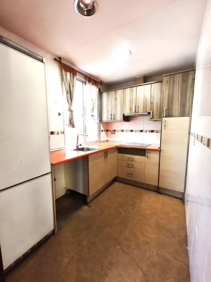 Cocina de Piso en venta en Madrid con Calefacción