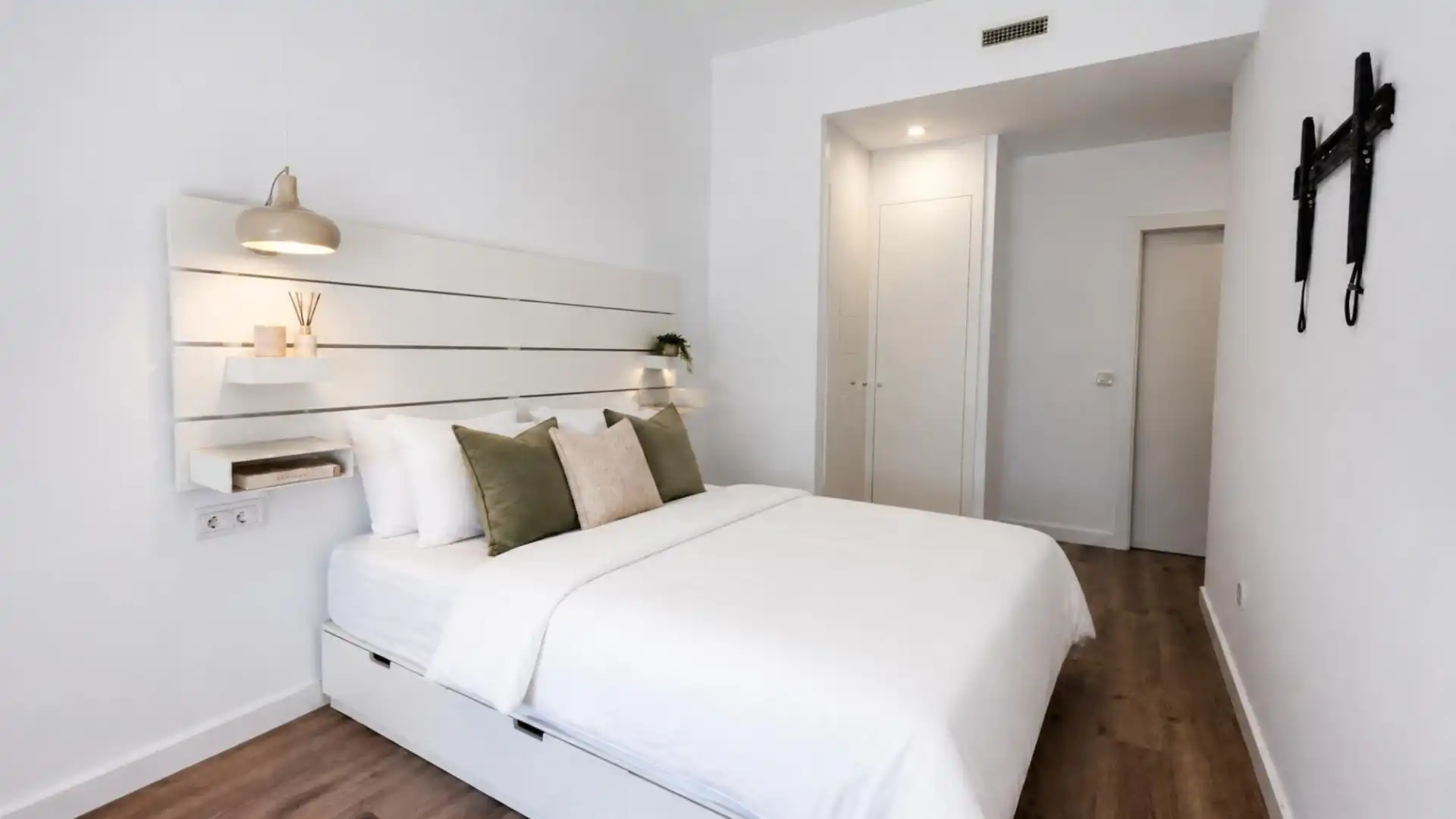 Habitación de Piso en venta en Valencia con Aire acondicionado, Calefacción y Jardín privado