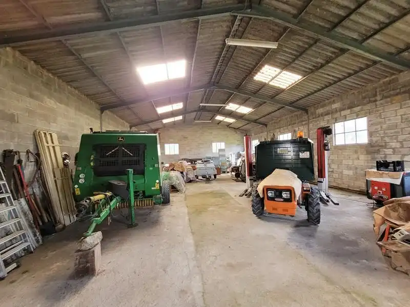 Nave industrial en venta en Onís, imagen 2