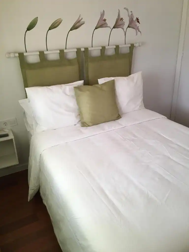 Habitación de Piso de alquiler en Málaga con Aire acondicionado, Amueblado y Horno