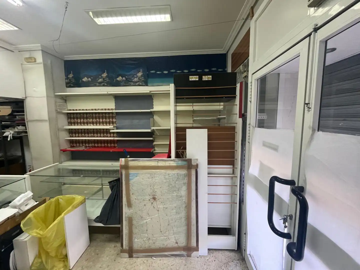 Local en venta en Sevilla con Aire acondicionado y Amueblado