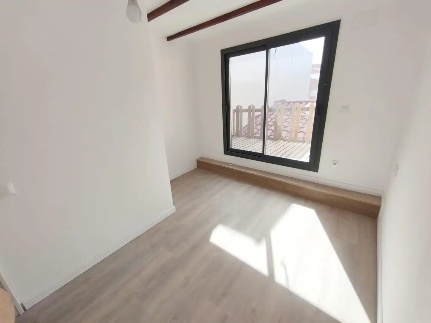 Bedroom of Houses for sale in Sabadell  with Air Conditioner, Parquet flooring and Terrace