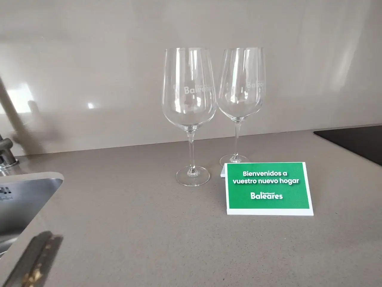 Wohnung zum Verkauf in Zaragoza mit Klimaanlage, Heizung und Terrasse