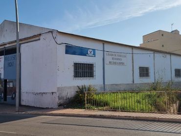 Local commercial à vendre à San Gil 22