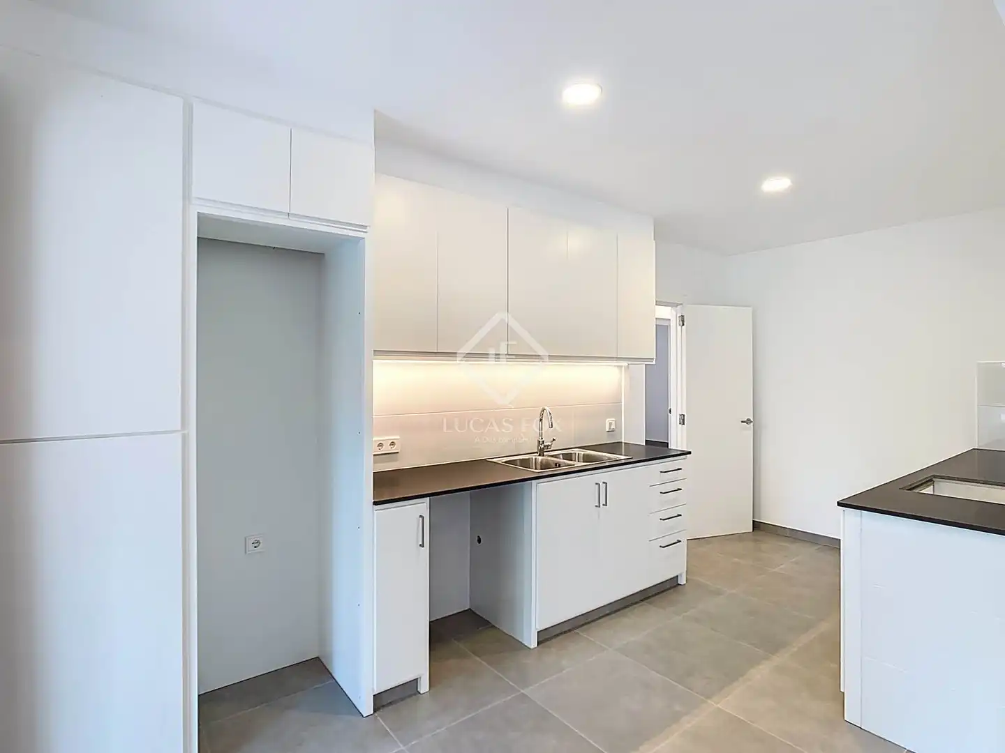 Cocina de Casa o chalet en venta en Ciutadella de Menorca con Aire acondicionado, Jardín privado y Trastero