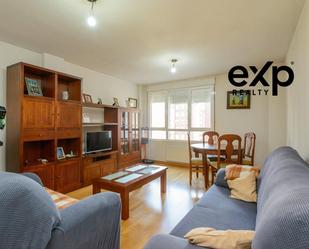 Living room of Flat for sale in Avilés  with Heating, Private garden and Terrace