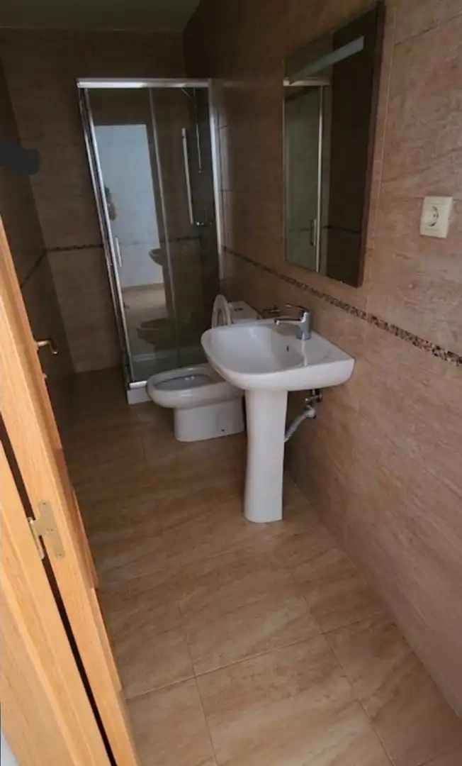 Baño de Piso en venta en Toledo con Aire acondicionado, Calefacción y Amueblado