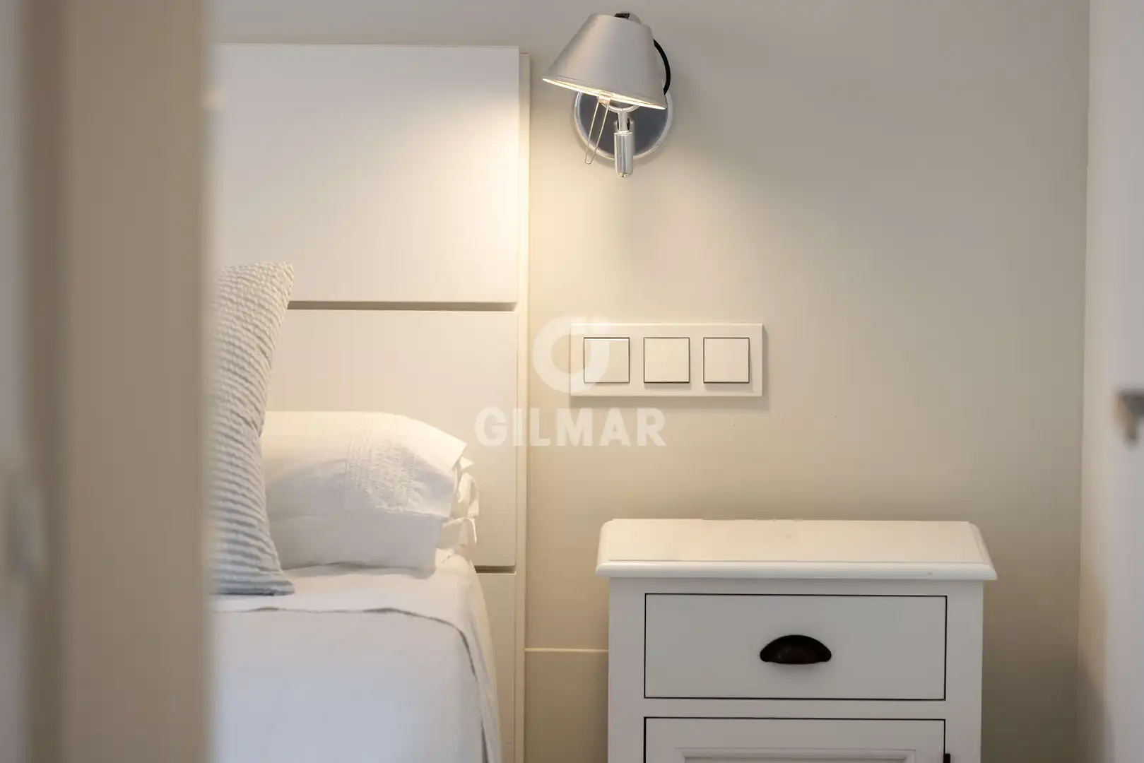 Dormitori de Apartament en venda en Marbella amb Calefacció, Jardí privat i Traster