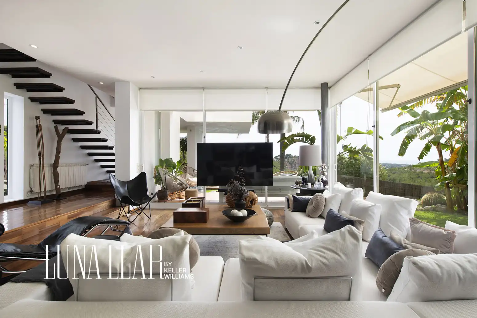 Sala de estar de Casa o chalet en venta en Castelldefels con Aire acondicionado, Calefacción y Parquet