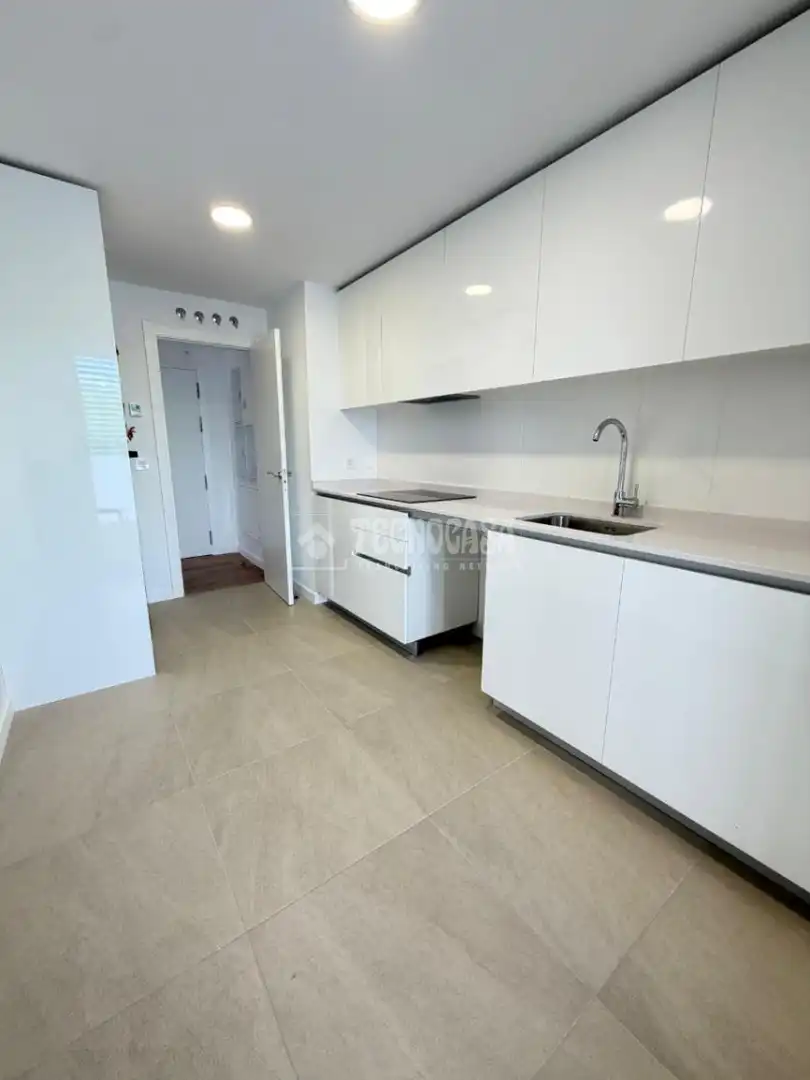Kitchen of Flat for sale in Arganda del Rey  with Heating, Parquet flooring and Terrace