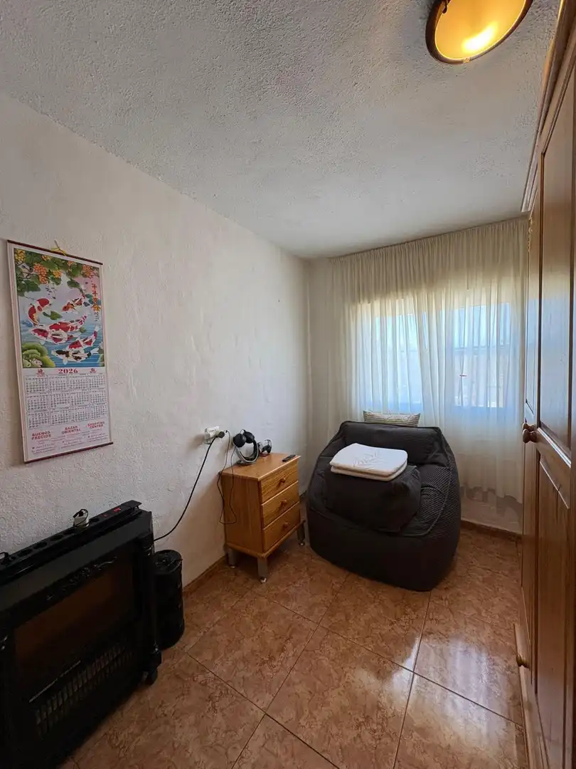 Habitación de Casa o chalet en venta en Castellón de la Plana / Castelló de la Plana con Jardín privado y Piscina comunitaria