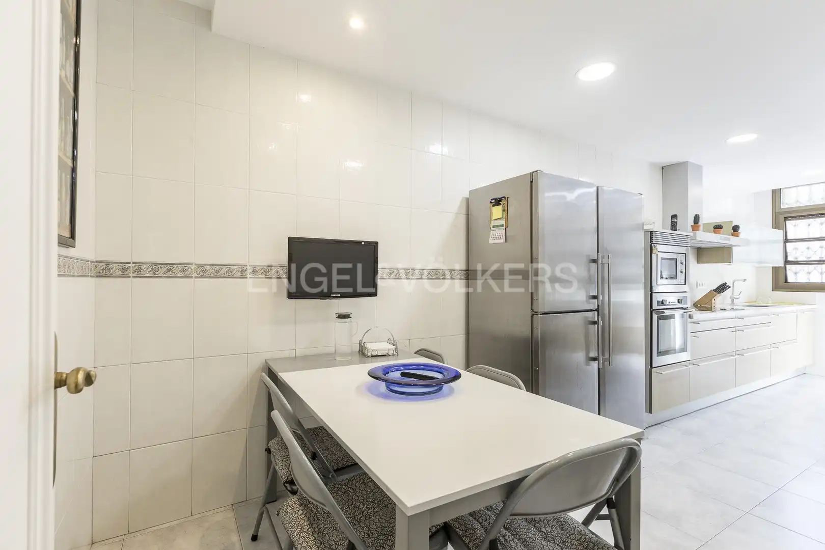 Cocina de Casa o chalet en venta en Barcelona con Calefacción, Jardín privado y Terraza