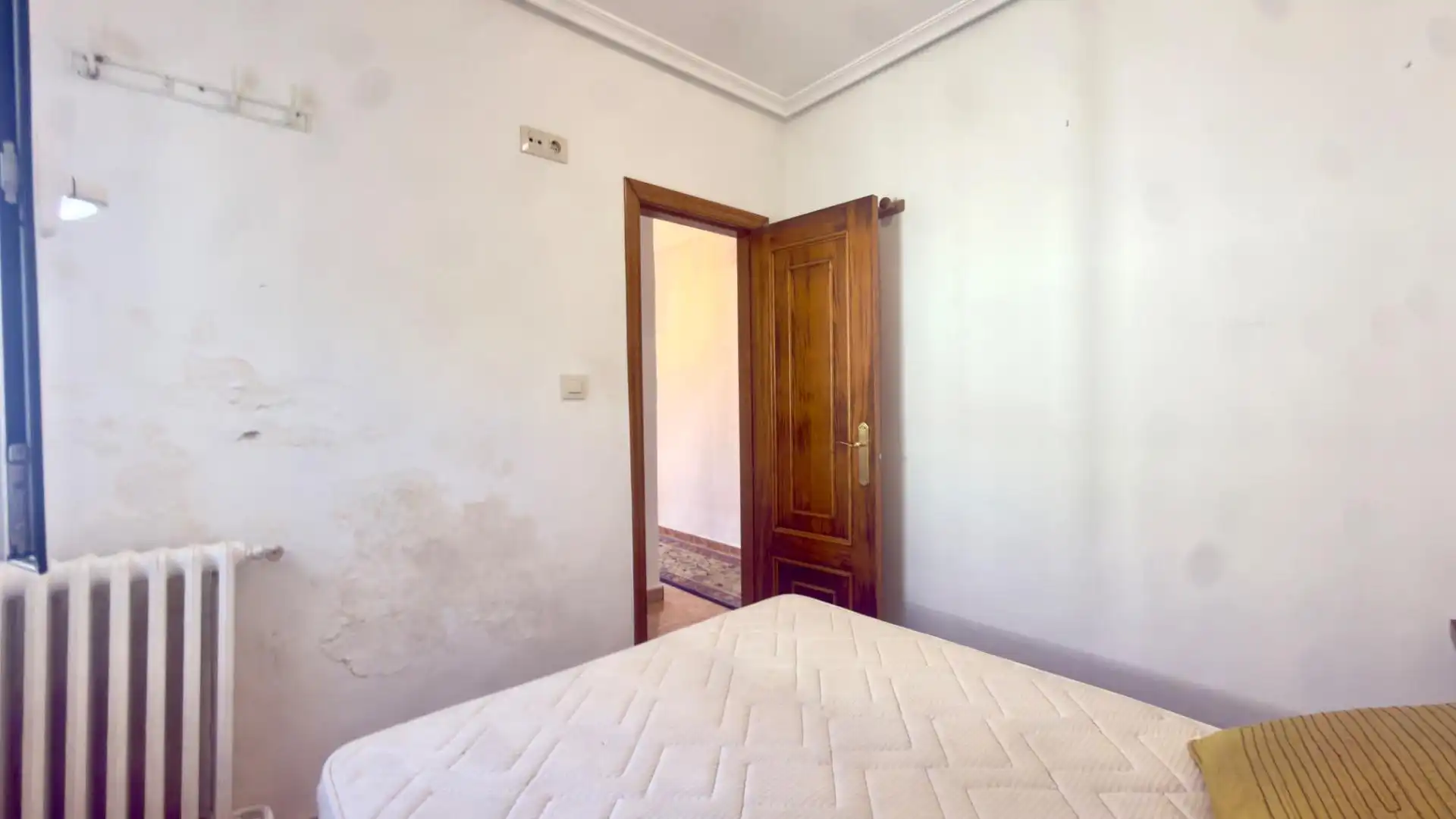 Bedroom of Houses for sale in Ourense Capital   with Heating, Private garden and Terrace
