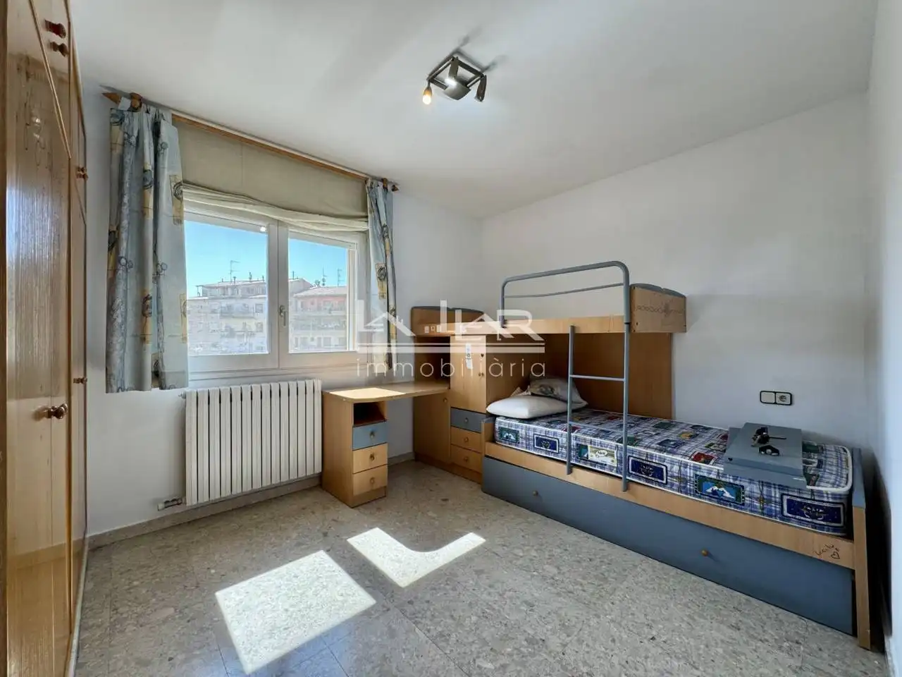 Habitación de Piso de alquiler en Vic con Aire acondicionado, Calefacción y Amueblado