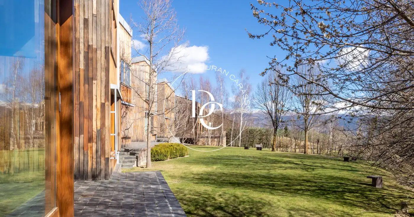 Vista exterior de Casa o xalet en venda en Guils de Cerdanya amb Calefacció, Jardí privat i Terrassa