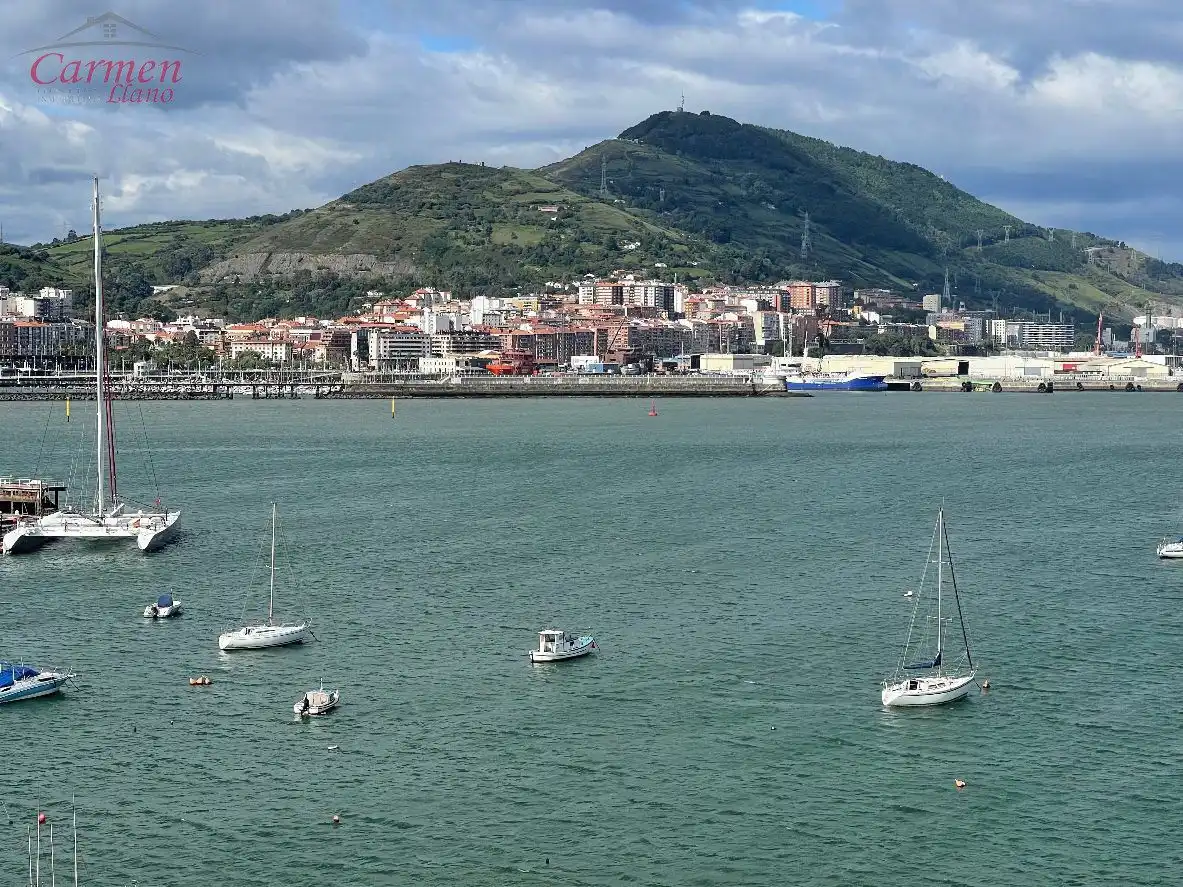 Vista exterior de Dúplex en venta en Getxo  con Calefacción, Terraza y Trastero