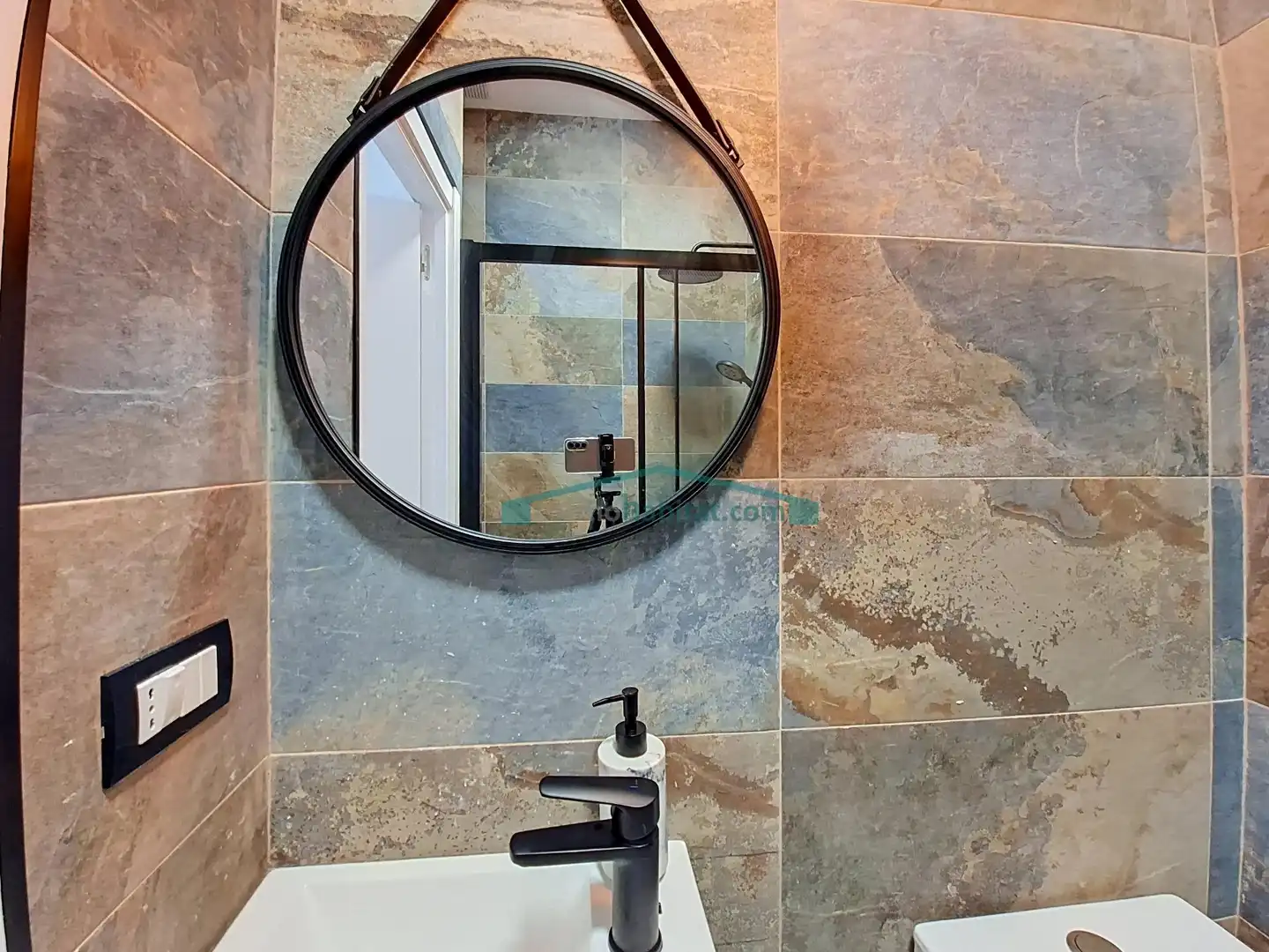 Bathroom of Flat for sale in Benidorm