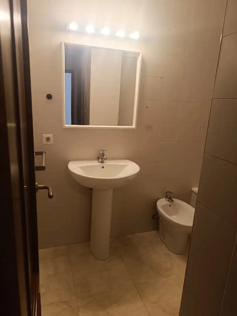 Baño de Piso en venta en Sanlúcar de Barrameda con Trastero y Amueblado