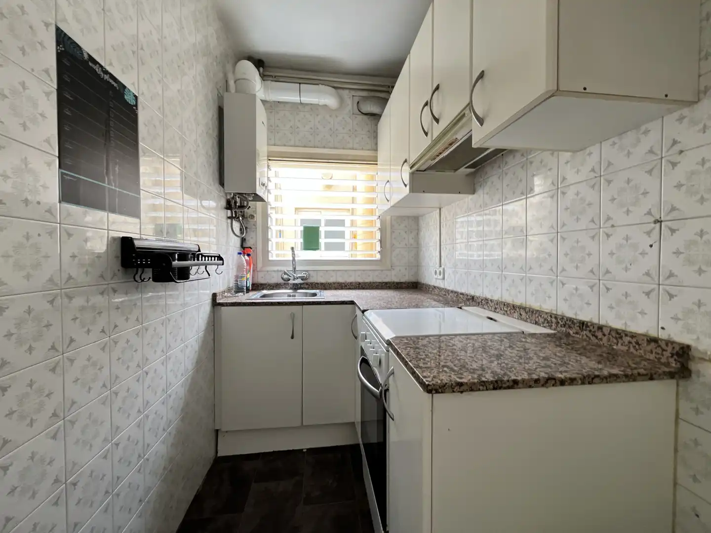 Cuina de Àtic en venda en Barcelona amb Calefacció, Terrassa i Forn
