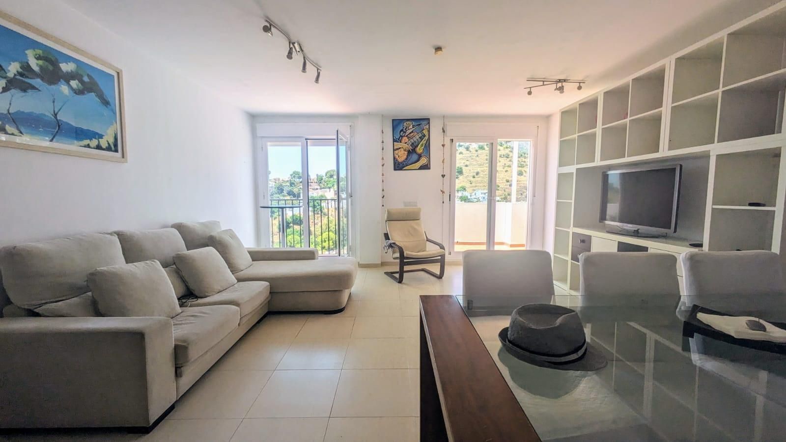 Living room of Attic for sale in Benalmádena  with Air Conditioner, Private garden and Terrace