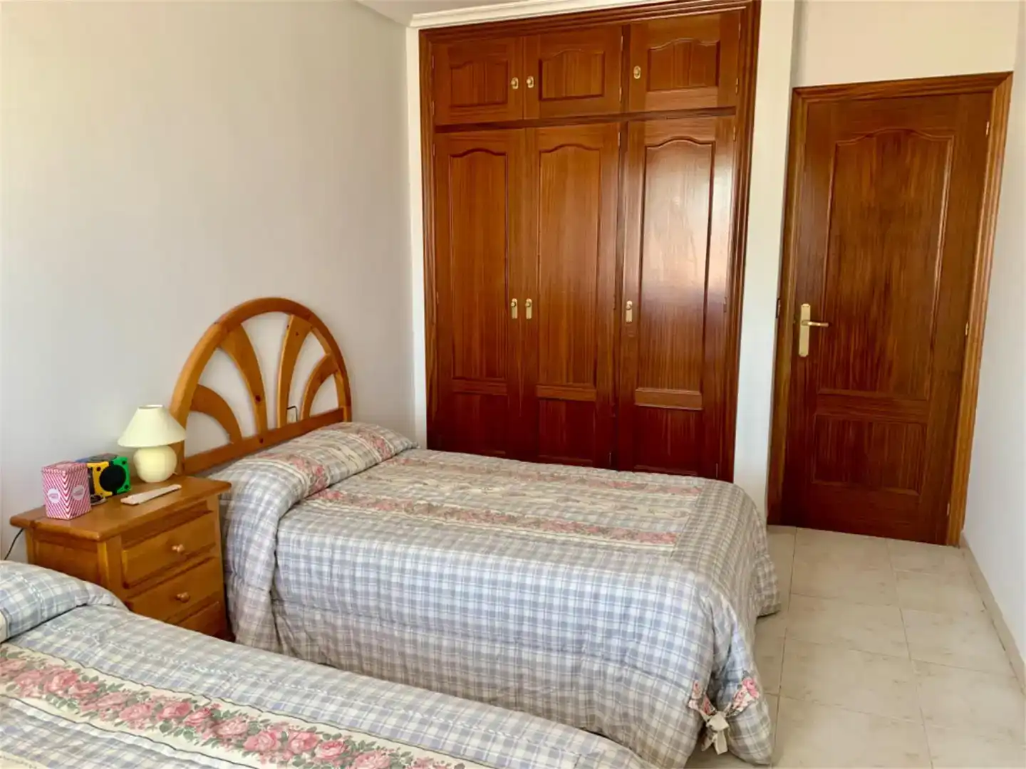 Habitación de Piso en venta en Villaquejida con Trastero, Amueblado y Balcón